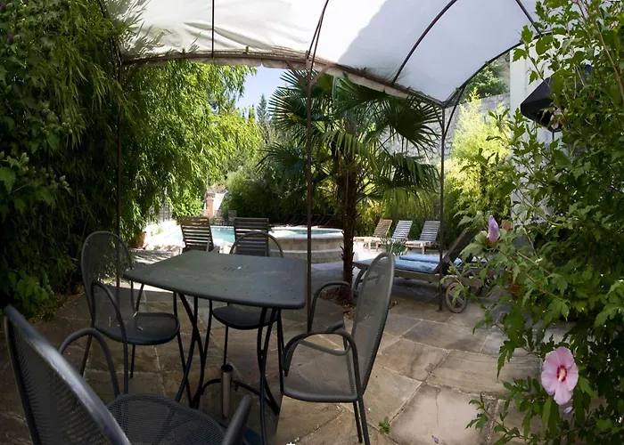 Hôtel la Fête en Provence